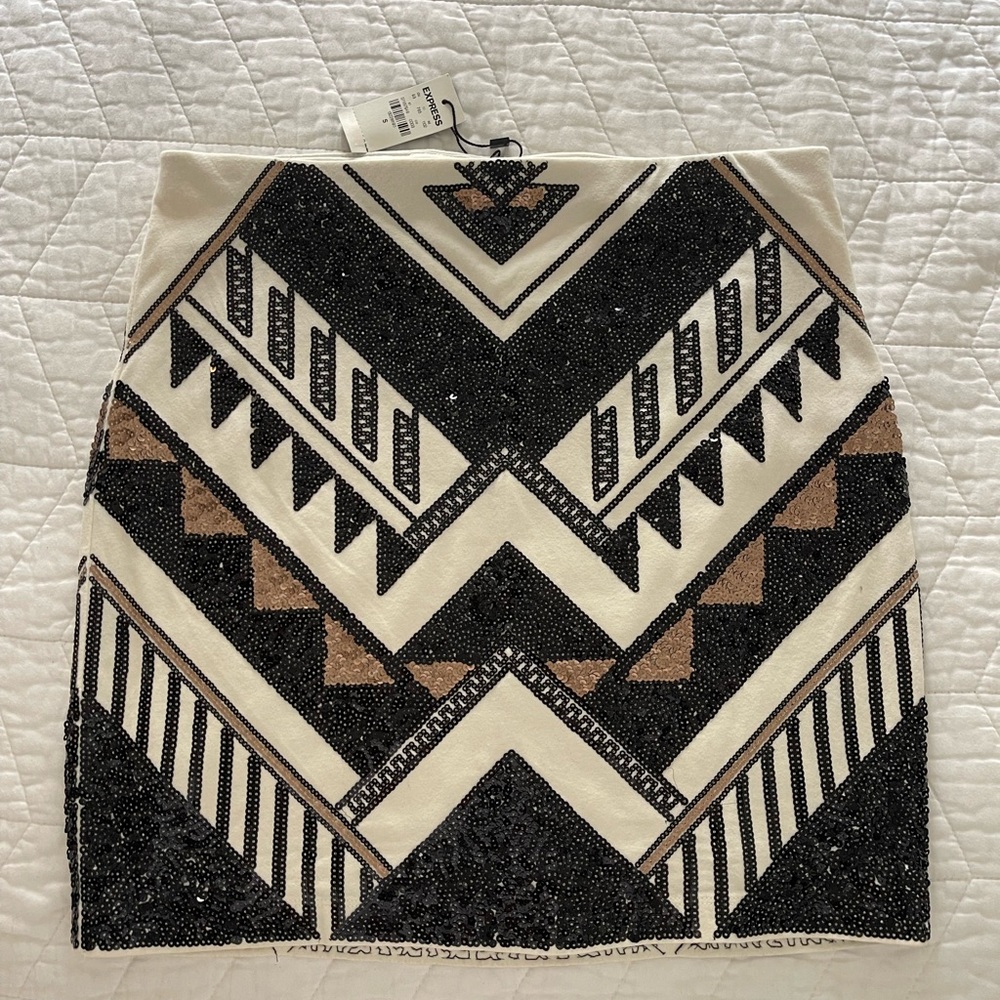 Express Sequin Skirt
